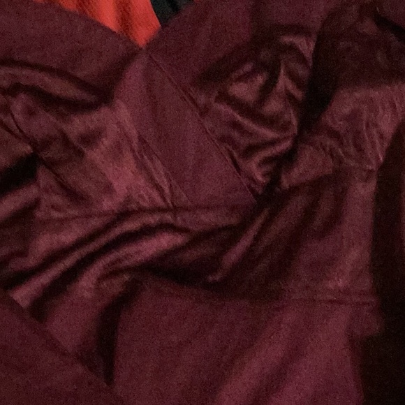 Maroon Rockabilly Style Dress Med, w/pockets.Crisscross Front, Cap Sleeves - Picture 10 of 10